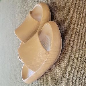 Cushy Platform Foam Sandals Slides